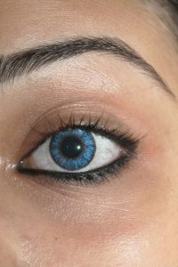 Lentilles de couleurs femme 