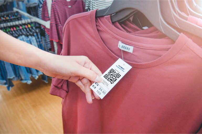 L’étiquette : support de communication indispensable dans le secteur de l’habillement